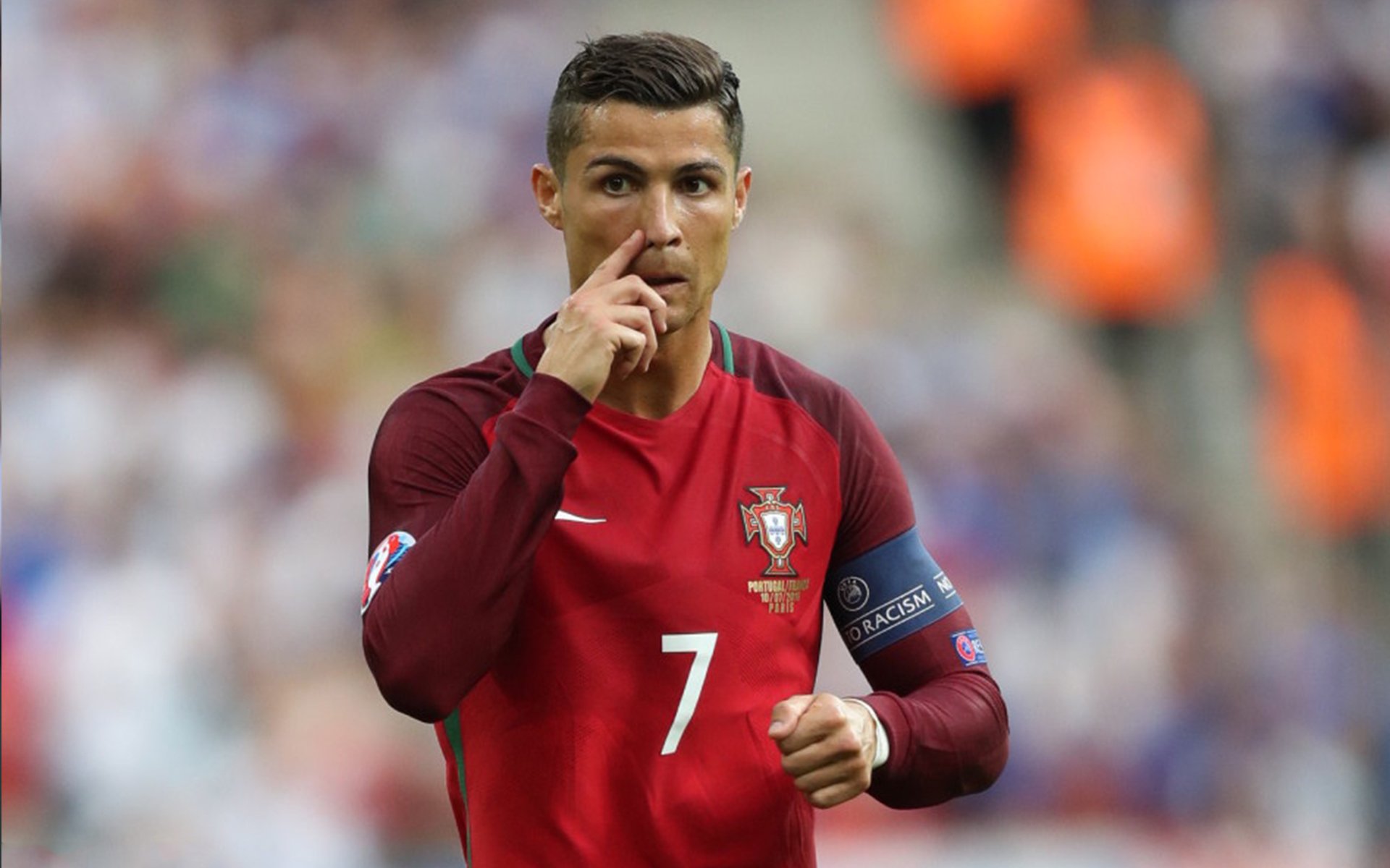 帕特森的精准传球和强大领导力，成为袋鼠队的战术中心，帕特森nba