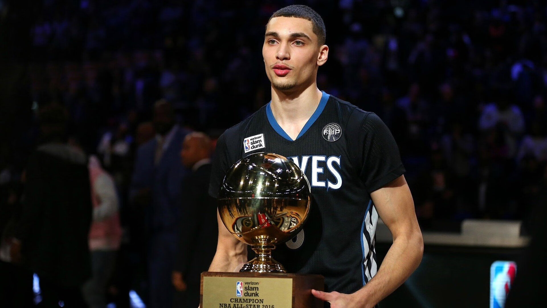 《ApexLegends》“极夜风暴”升级版上线，战术不断突破！